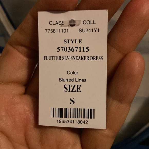 NWT: WHBM Striped Blue and White V-Neck Dress with tie belt and flutter sleeves - Picture 16 of 16